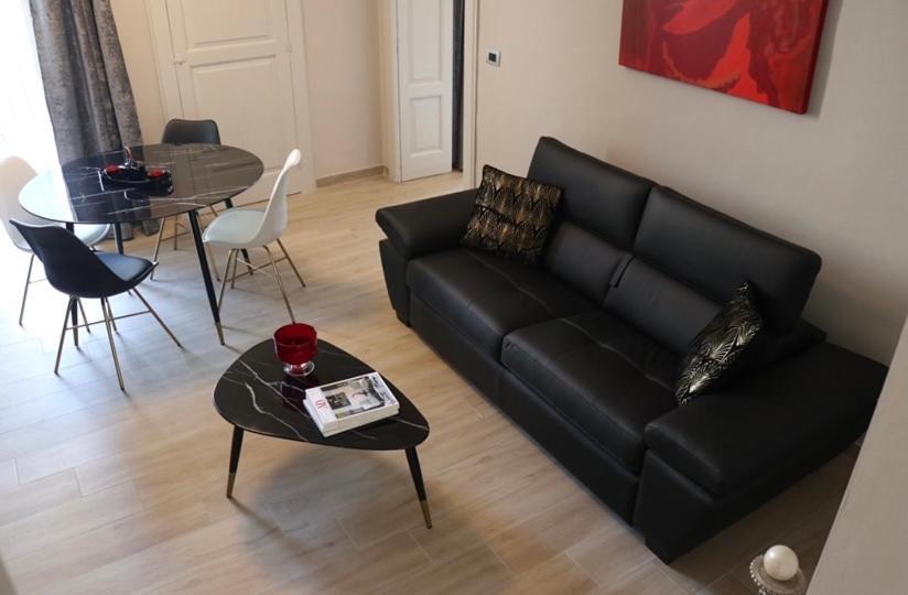 Calefati Gallery Luxury Apartment バーリ エクステリア 写真