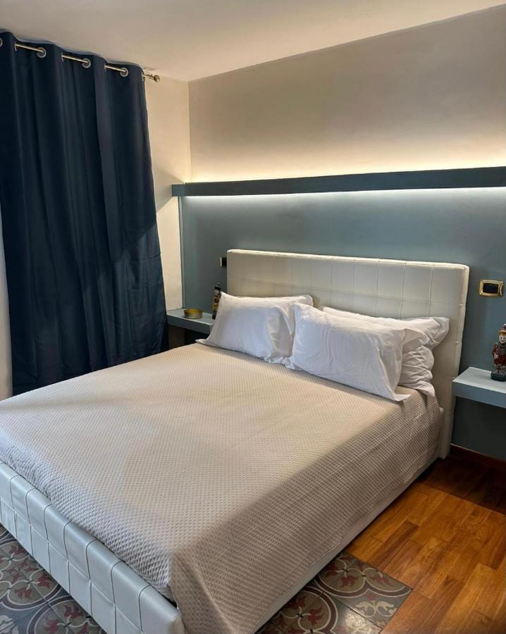 Calefati Gallery Luxury Apartment バーリ エクステリア 写真