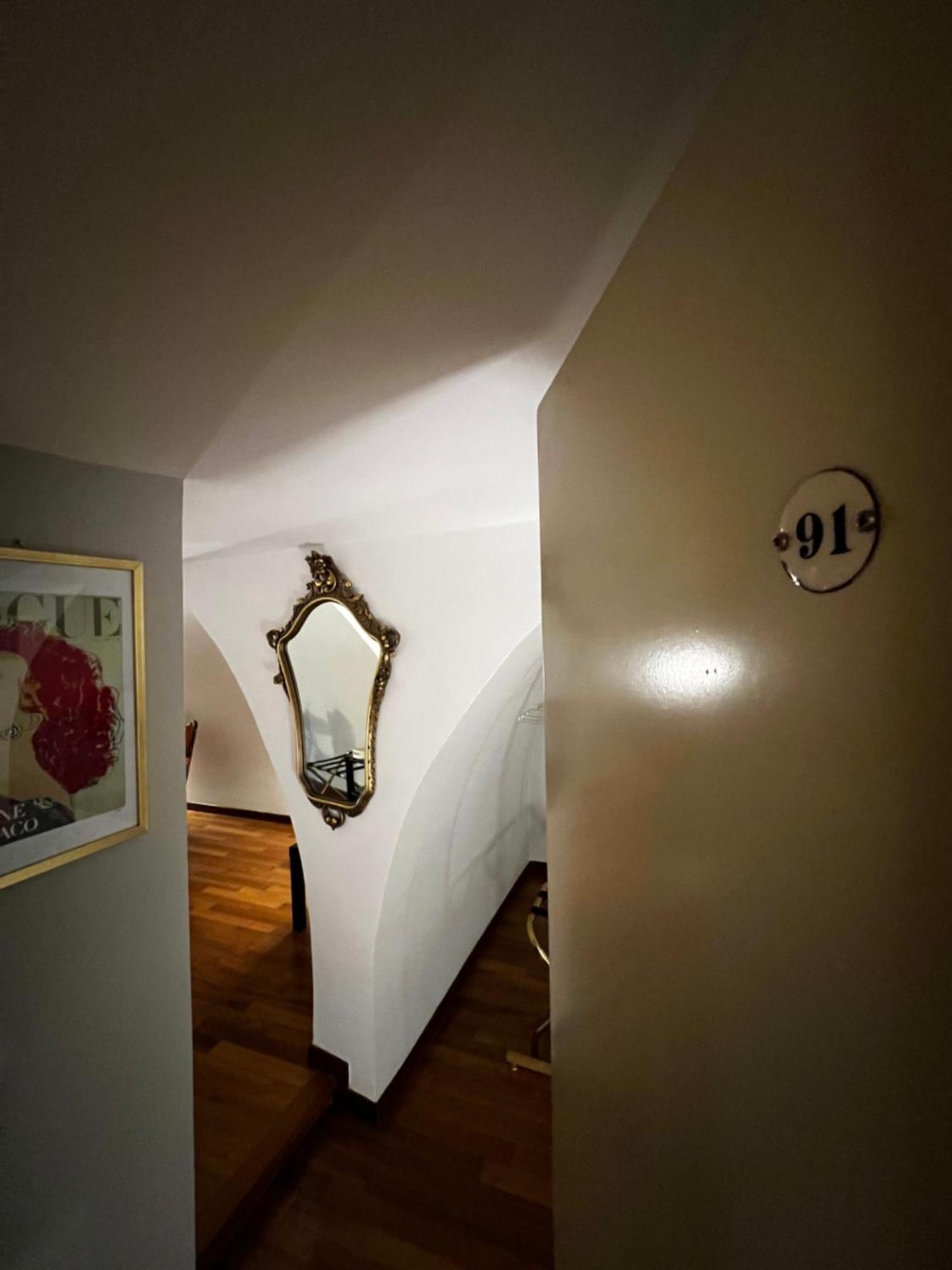Calefati Gallery Luxury Apartment バーリ エクステリア 写真
