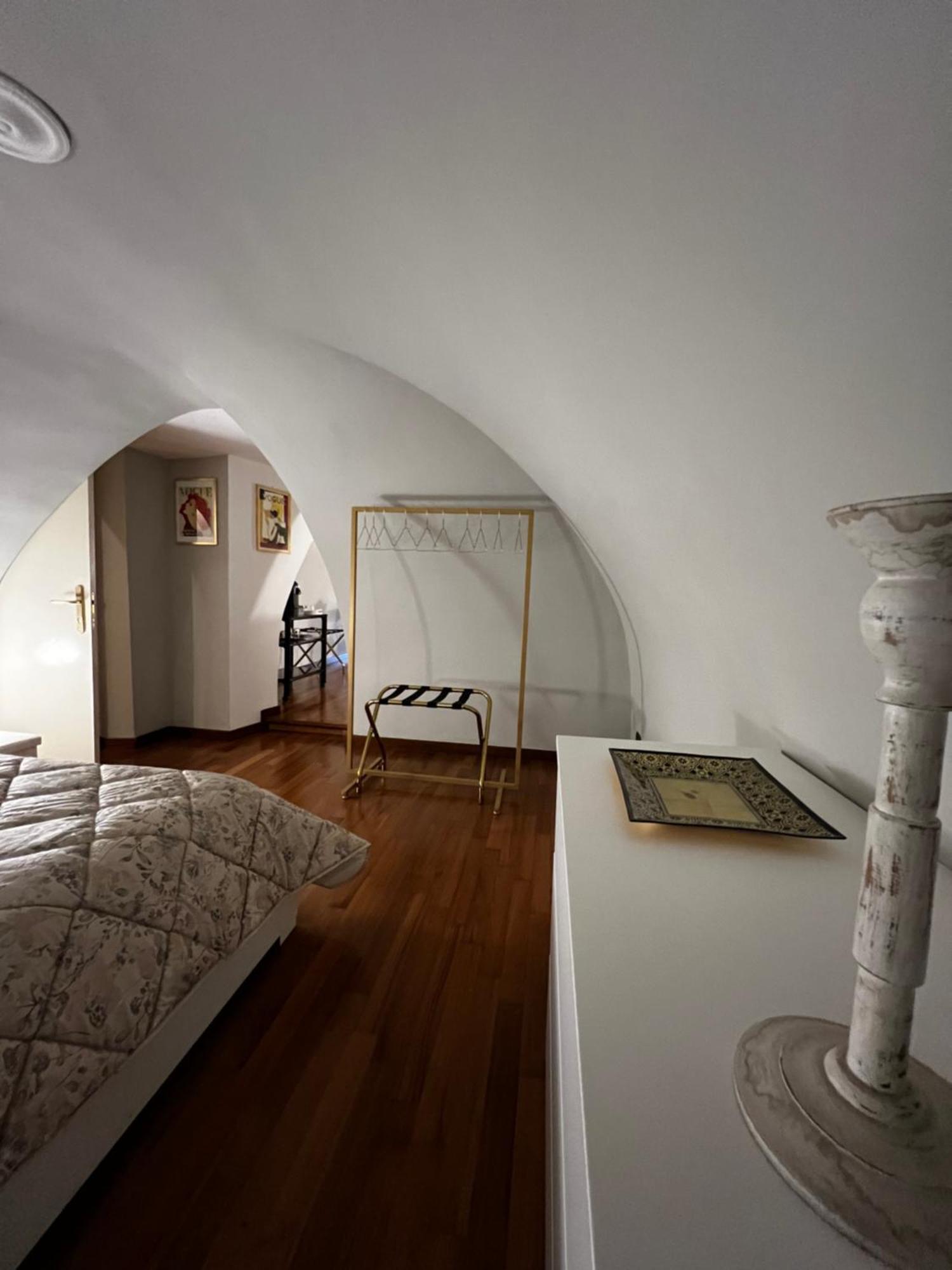 Calefati Gallery Luxury Apartment バーリ エクステリア 写真